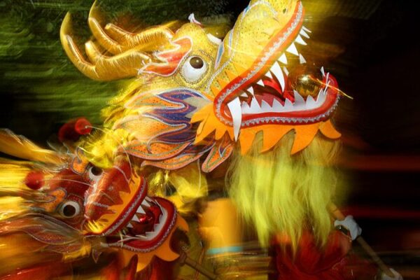 Unveiling the Significance of the Dragon Dance in Chinese Culture Unveiling the Significance of the Dragon Dance in Chinese Culture