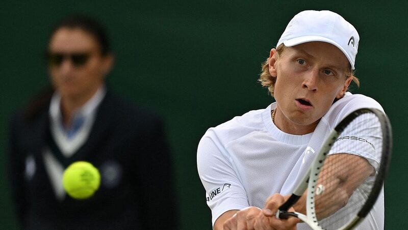 Upsets at Wimbledon: Tsitsipas and Hurkacz Exit, Djokovic Advances, Shang Juncheng Battles