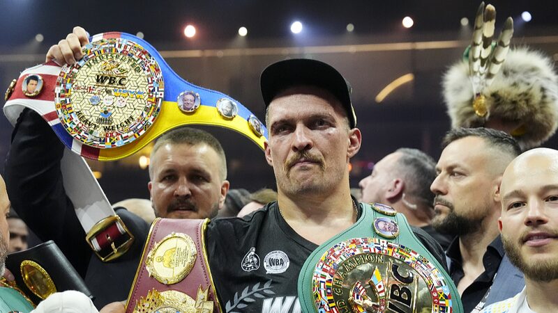 Usyk Defeats Fury to Become First Four-Belt Era Undisputed Heavyweight Champion