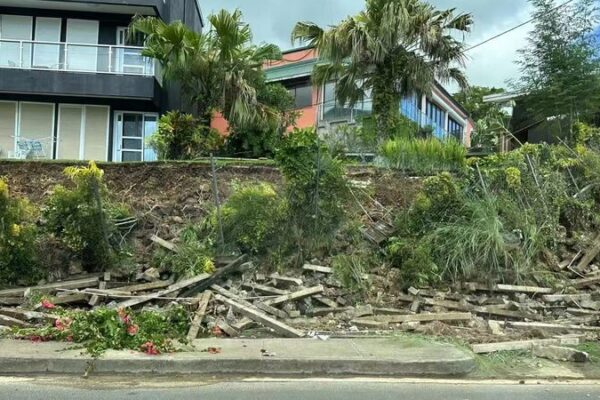 Vanuatu_Reels_from_Devastating_7_3_Magnitude_Earthquake