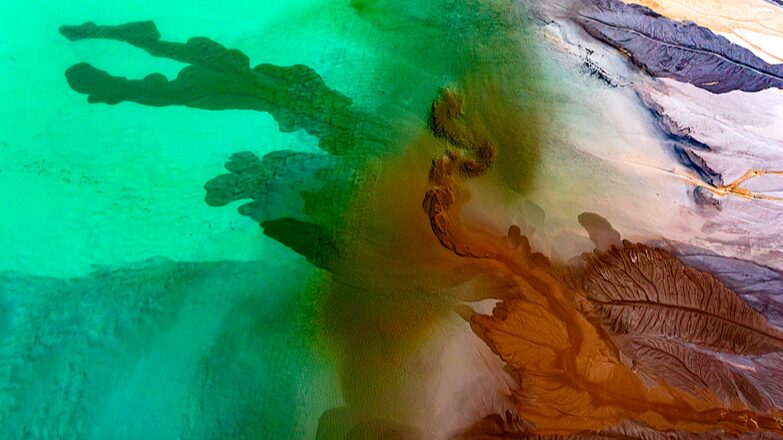 Vibrant_Colors_of_Huangshi_s_Tailing_Dam_Signal_Environmental_Renewal - Khabar Asia Vibrant_Colors_of_Huangshi_s_Tailing_Dam_Signal_Environmental_Renewal