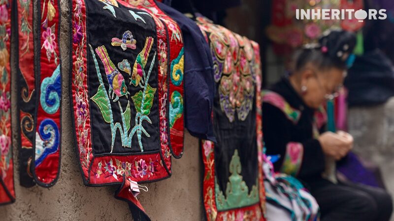 Vibrant_Fabrics_Unfurl_at_Miao_Embroidery_Market
