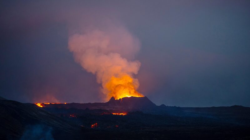 Volcanic_Eruption_in_Southwest_Iceland_Sends_Lava_Toward_Blue_Lagoon_Spa
