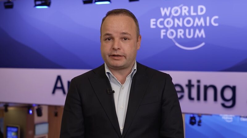 WEF_Operations_Chief_Highlights_Sustainability_and_Diversity_at_2024_Davos_Forum video poster