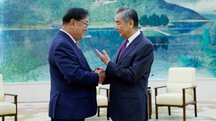 Wang_Yi_Meets_with_ROK_Lawmakers_to_Enhance_China_ROK_Cooperation - Khabar Asia Wang_Yi_Meets_with_ROK_Lawmakers_to_Enhance_China_ROK_Cooperation