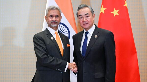 Wang Yi Urges Return to Stable China-India Ties During Rio Talks Wang_Yi_Urges_Return_to_Stable_China_India_Ties_During_Rio_Talks