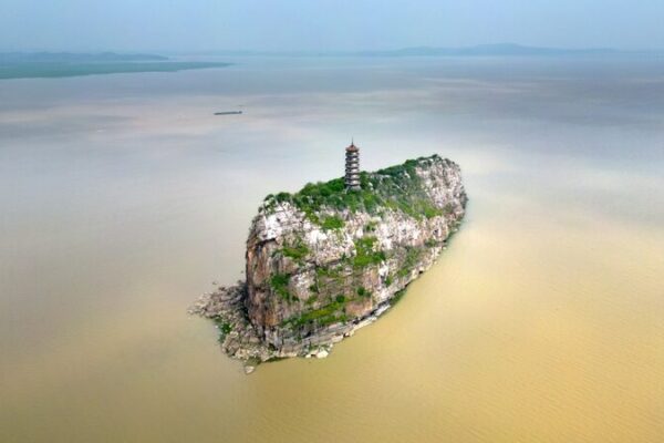 Water Levels Surge at China's Largest Freshwater Lake, Poyang Lake