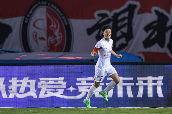 Wu_Lei_Breaks_CSL_Single_Season_Goal_Record_as_Shanghai_Port_Triumphs_4_3