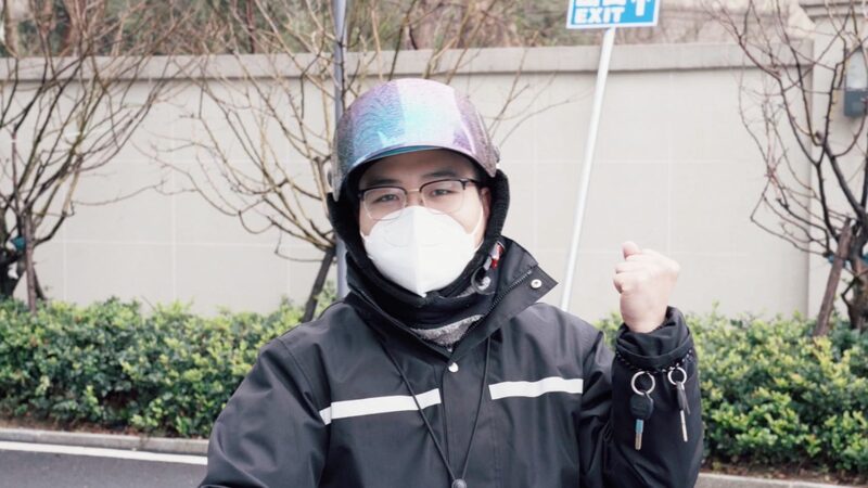 Wuhan's Unsung Heroes: Residents Keep City Running Amid COVID-19 Lockdown video poster