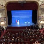 Xi Jinping Boosts China-France Business Relations at Paris Council Meeting video poster