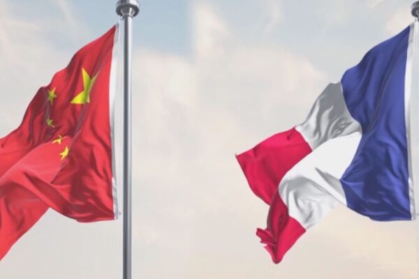 Xi Jinping Calls for Stronger China-France Partnership in Le Figaro Article