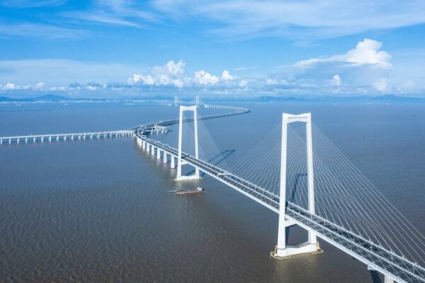 Xi Jinping Congratulates Opening of Shenzhen-Zhongshan Cross-Sea Link Xi Jinping Congratulates Opening of Shenzhen-Zhongshan Cross-Sea Link