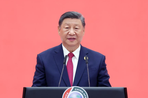 Xi_Jinping_Toasts_China_Africa_Unity_at_2024_FOCAC_Summit_Banquet
