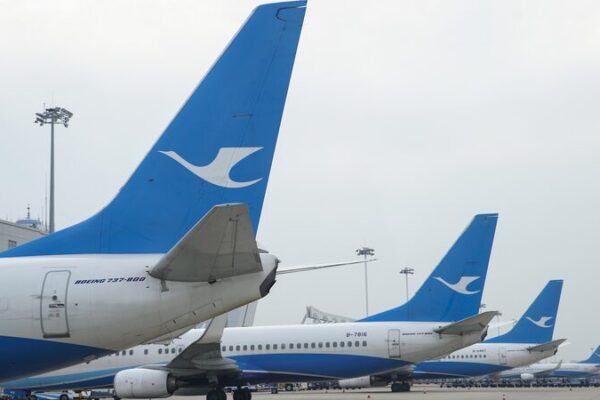 Xi Jinping Urges Xiamen Airlines to Boost Cross-Straits Exchanges Xi_Jinping_Urges_Xiamen_Airlines_to_Boost_Cross_Straits_Exchanges