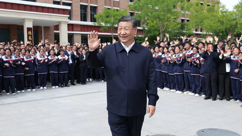 Xi Jinping Visits Qinghai Province to Promote Education and Ethnic Unity