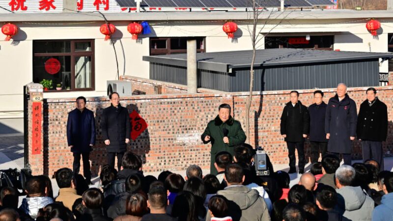 Xi_Jinping__Chinese_People_Can_Always_Count_on_Party_and_Government_During_Difficult_Times video poster