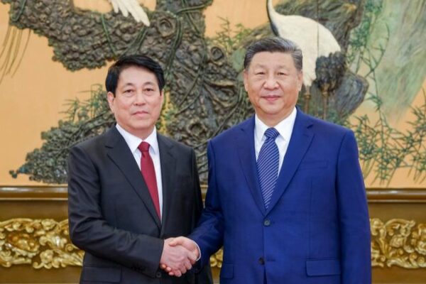 Xi_Jinping_and_Luong_Cuong_Pledge_Stronger_China_Vietnam_Ties