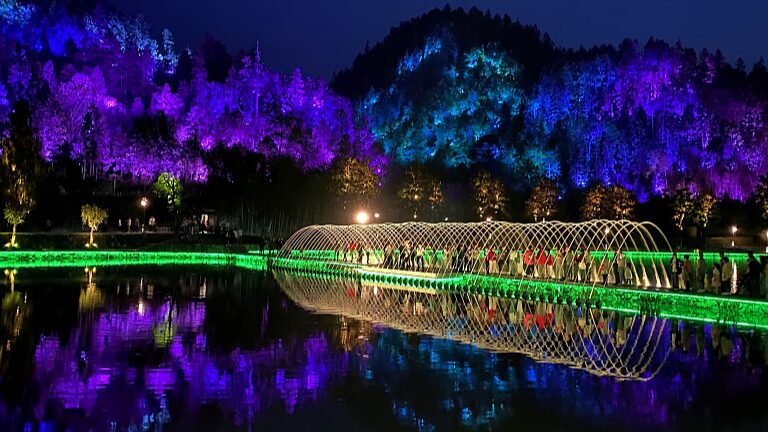 Xidi Village Embraces Advanced Technology to Enhance Heritage Tourism Experience