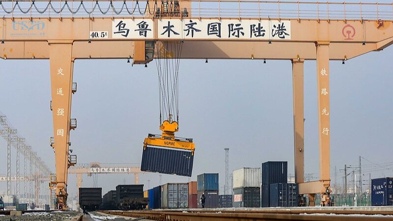 Xinjiang_s_Foreign_Trade_Surges_30_9__Amid_Silk_Road_Revival - Khabar Asia Xinjiang_s_Foreign_Trade_Surges_30_9__Amid_Silk_Road_Revival
