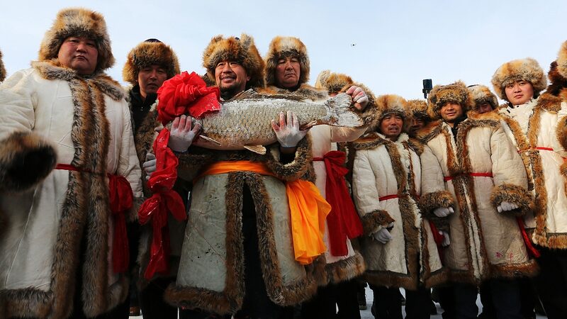 Xinjiangs_Ulungur_Lake_Opens_Winter_Fishing_Festival_Amid_Snow-Covered_Splendor_poster - Khabar Asia Xinjiang's Ulungur Lake Opens Winter Fishing Festival Amid Snow-Covered Splendor video poster