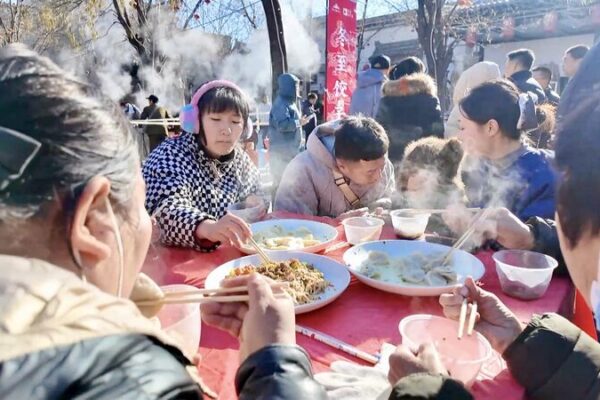 Xinzhou Ancient City Hosts Free Dumpling Feast for Tourists Xinzhou_Ancient_City_Hosts_Free_Dumpling_Feast_for_Tourists video poster