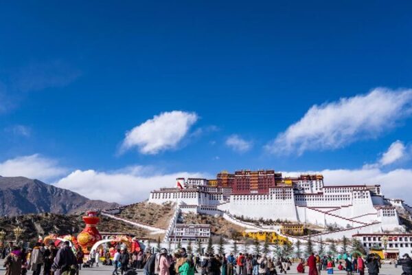 Xizang Celebrates 73 Years Since Peaceful Liberation and Remarkable Progress Xizang Celebrates 73 Years Since Peaceful Liberation and Remarkable Progress