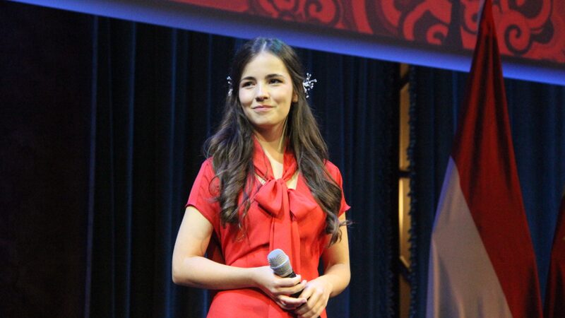 Young Hungarians Embrace Chinese Culture Through Language and Opportunity