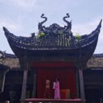 Young Performers Revive Yueju Opera in Chongren Town's Historic Venues