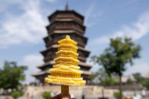 Youthful Revival: Ancient Architecture Tourism Booms in China’s Shanxi Province Youthful_Revival__Ancient_Architecture_Tourism_Booms_in_China_s_Shanxi_Province