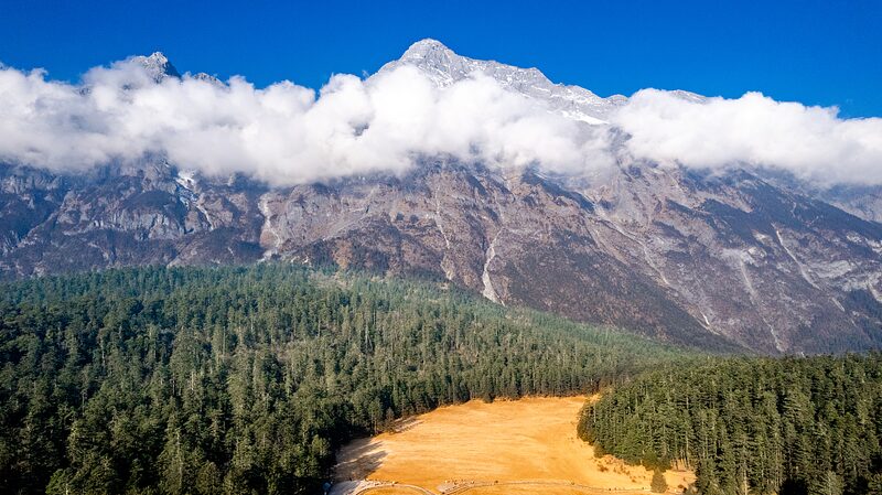 Yulong_Snow_Mountain_The_Silver_Dragon_of_Yunnan - Khabar Asia Yulong Snow Mountain: The Silver Dragon of Yunnan
