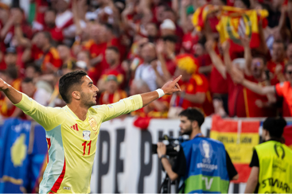 Zaccagni’s Last-Minute Goal Sends Italy Through; Spain Keep Perfect Record Zaccagni's Last-Minute Goal Sends Italy Through; Spain Keep Perfect Record