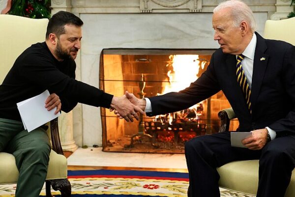 Zelenskyy Returns Empty-Handed as U.S. Aid Stalls Amid Political Divisions Zelenskyy Returns Empty-Handed as U.S. Aid Stalls Amid Political Divisions