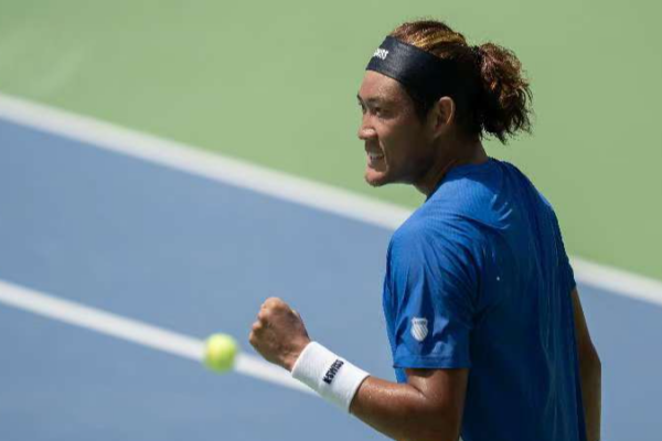Zhang_Zhizhen_Advances_at_Cincinnati_Open_with_Straight_Sets_Victory