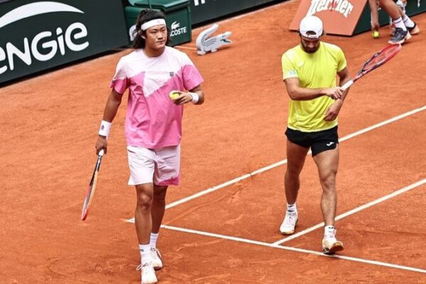 Zhang Zhizhen and Tomas Machac Reach French Open Doubles Quarterfinals Zhang Zhizhen and Tomas Machac Reach French Open Doubles Quarterfinals