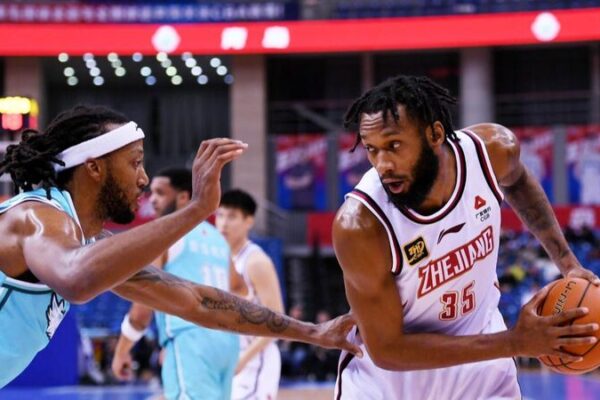 Zhejiang Golden Bulls Defeat Qingdao Eagles 98-86, Avoiding Third Straight Loss Zhejiang_Golden_Bulls_Defeat_Qingdao_Eagles_98_86__Avoiding_Third_Straight_Loss