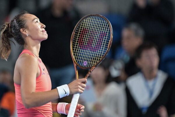 Zheng Qinwen Defeats Fernandez to Reach Pan Pacific Open Semifinals Zheng_Qinwen_Defeats_Fernandez_to_Reach_Pan_Pacific_Open_Semifinals