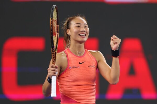 Zheng Qinwen Defeats Paolini to Reach All-Chinese Semifinal at Wuhan Open Zheng_Qinwen_Defeats_Paolini_to_Reach_All_Chinese_Semifinal_at_Wuhan_Open