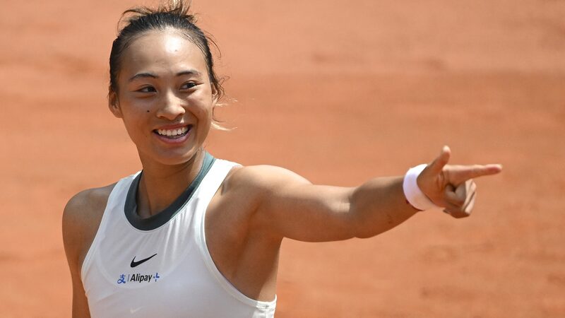 Zheng_Qinwen_Ignites_Inner_Fire_to_Defeat_Naomi_Osaka_at_Italian_Open - Khabar Asia Zheng Qinwen Ignites Inner Fire to Defeat Naomi Osaka at Italian Open
