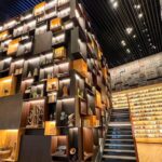Zhengzhou's Village Book Store Mesmerizes Readers with Towering Bookcases