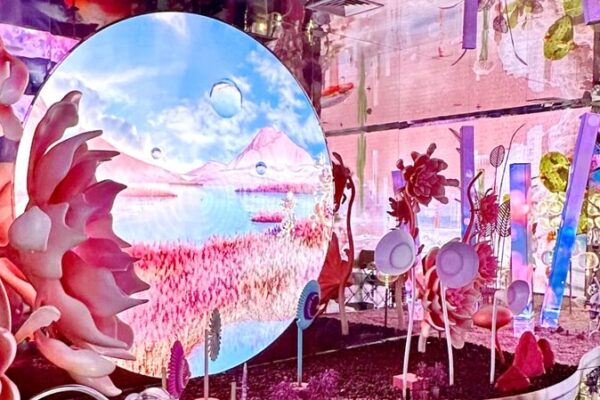 Beijing Unveils ‘Spiritual Land’: A Digital Art Fusion of Tradition and Future Beijing_Unveils__Spiritual_Land___A_Digital_Art_Fusion_of_Tradition_and_Future