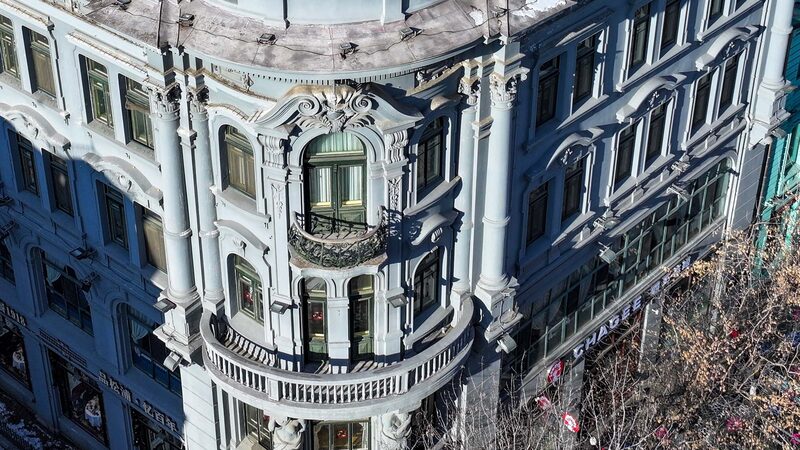 Central_Street__Harbin_s_Historical_Heartbeat_Driving_Modern_Urban_Growth video poster