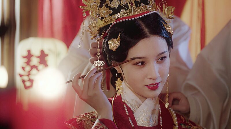 Chengdu_Makeup_Artist_Chen_Shasha_Revives_Traditional_Bridal_Styles video poster