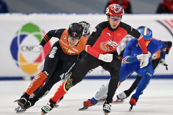 China Clinches Gold and Bronze at ISU Short Track World Tour Milan China_Clinches_Gold_and_Bronze_at_ISU_Short_Track_World_Tour_Milan