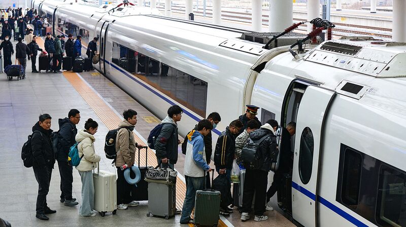 China_s_2025_Spring_Festival_Travel_Rush_Sets_New_Records - Khabar Asia China_s_2025_Spring_Festival_Travel_Rush_Sets_New_Records