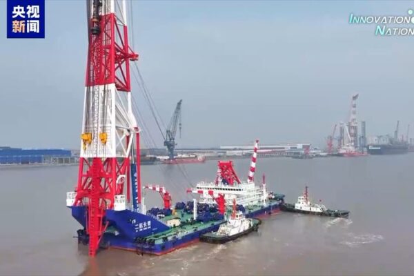 China’s Largest Pile-Driving Vessel Sets Sail for Hangzhou Bay Bridge Project China_s_Largest_Pile_Driving_Vessel_Sets_Sail_for_Hangzhou_Bay_Bridge_Project video poster