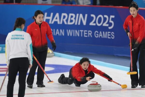 Chinese Curling Teams Continue Undefeated Run at Harbin Asian Winter Games Chinese_Curling_Teams_Continue_Undefeated_Run_at_Harbin_Asian_Winter_Games