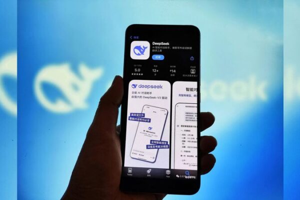 DeepSeek Tops iPhone App Charts, Overtakes ChatGPT in China and U.S. DeepSeek_Tops_iPhone_App_Charts__Overtakes_ChatGPT_in_China_and_U_S_
