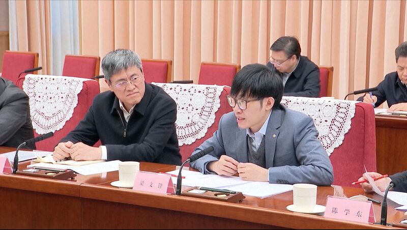 DeepSeek_s_Rise__The_Man_Behind_China_s_AI_Breakthrough - Khabar Asia DeepSeek_s_Rise__The_Man_Behind_China_s_AI_Breakthrough