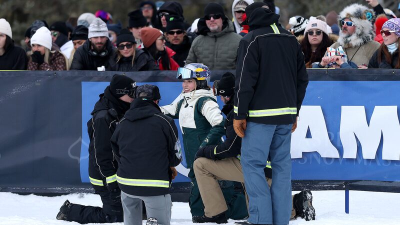 Eileen_Gu_Withdraws_from_Harbin_Asian_Winter_Games_Due_to_Injuries