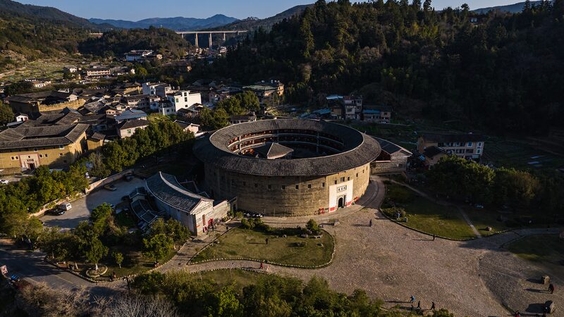 Fujian_Tulou__The_Architectural_Marvel_Inspiring_Mulan_s_Hometown_poster - Khabar Asia Fujian_Tulou__The_Architectural_Marvel_Inspiring_Mulan_s_Hometown video poster